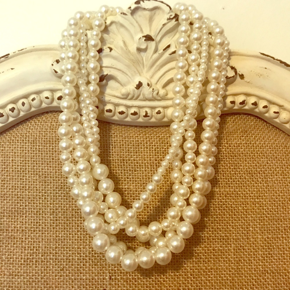 Breakfast at Tiffany’s 5 Strand Pearl Necklace